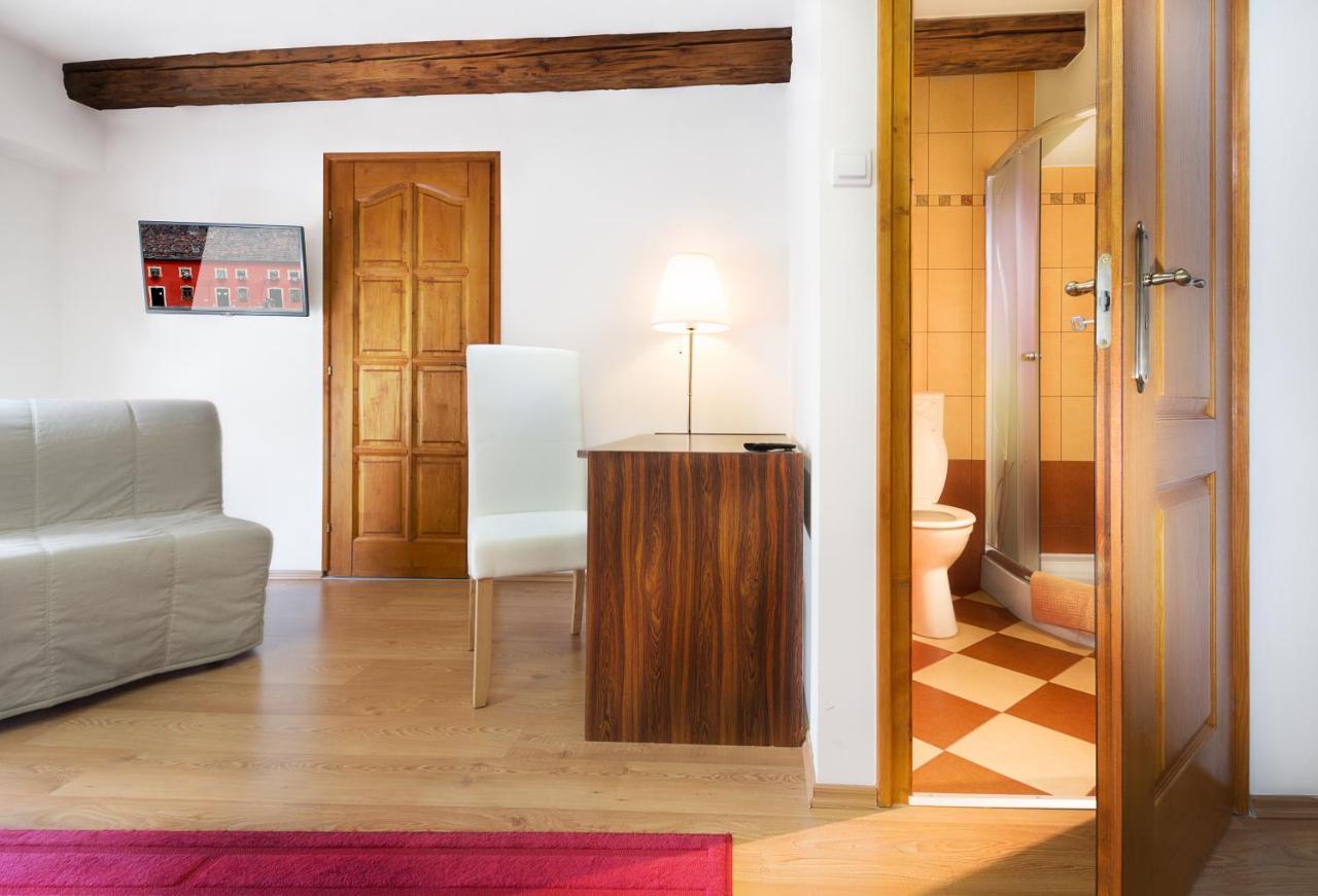 Rubra Panzio Bed & Breakfast Vác Eksteriør bilde